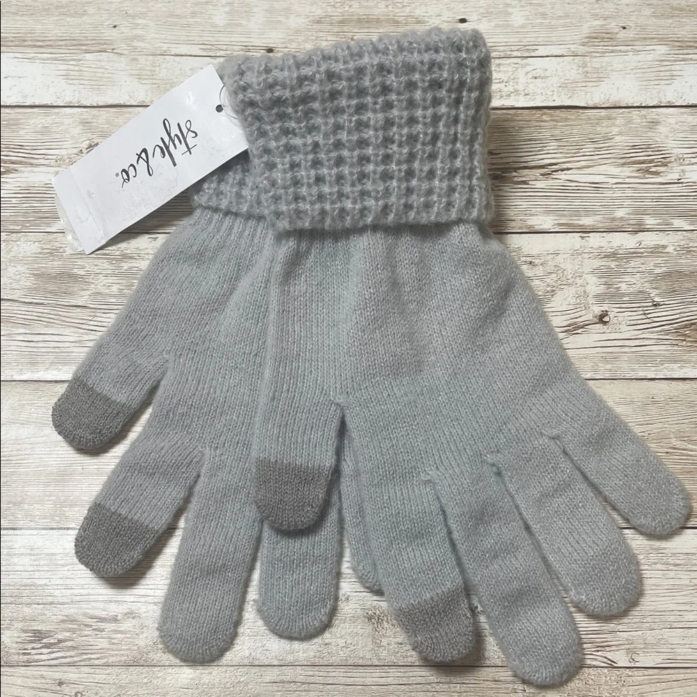 Style‎ & Co. Gray Knit Gloves